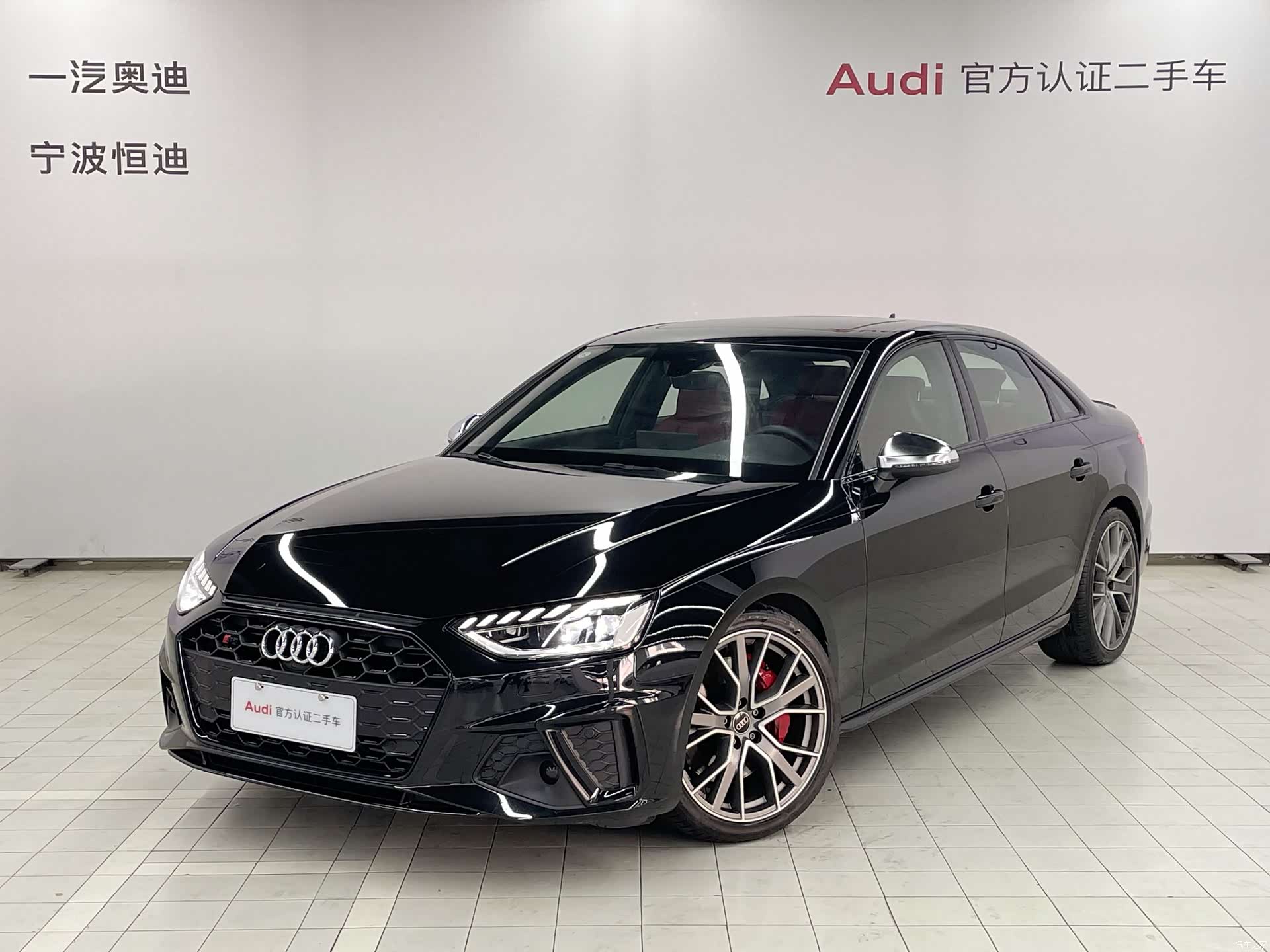 Audi S4, 2024 1