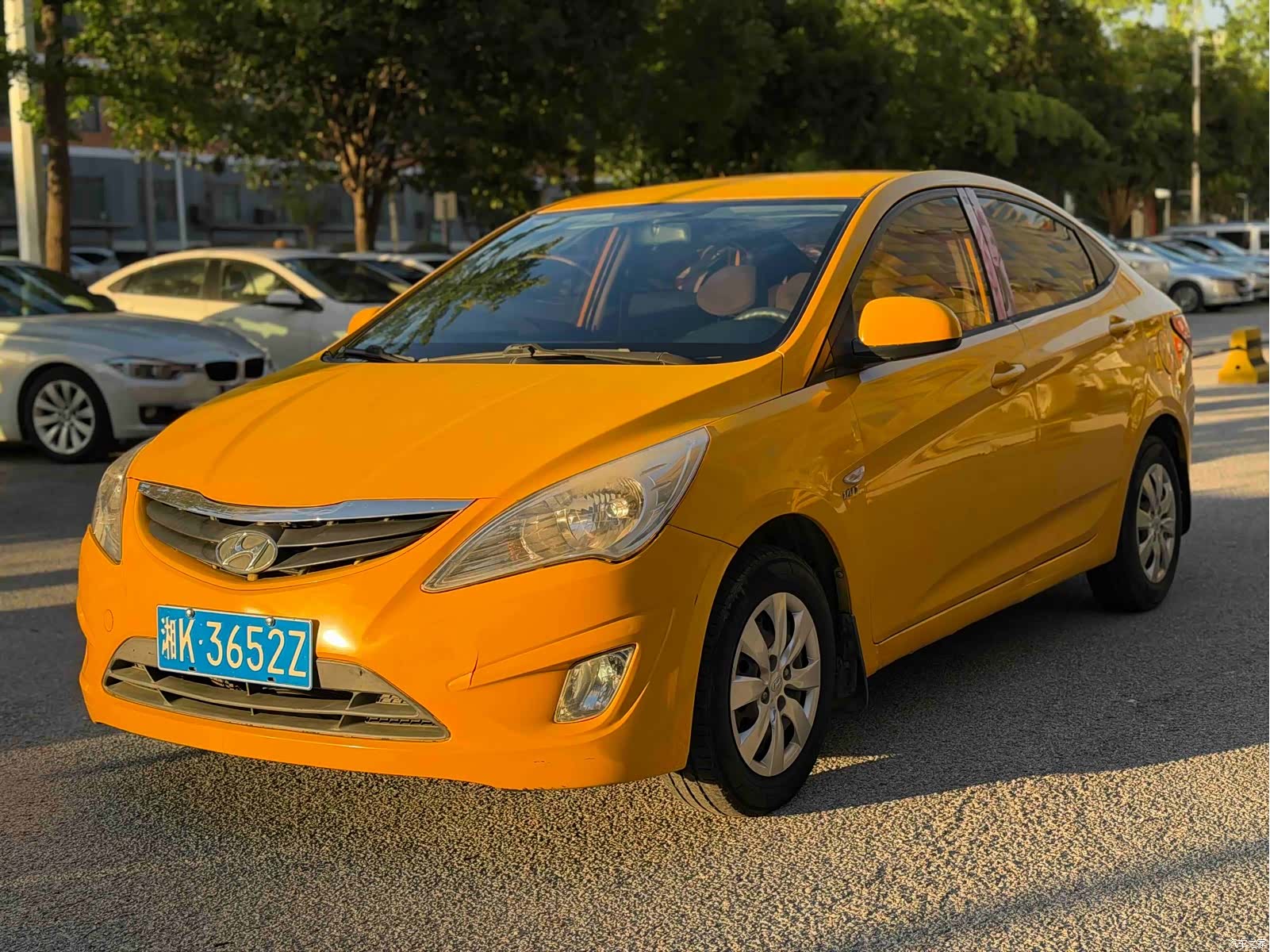 Hyundai GL, 2013 1