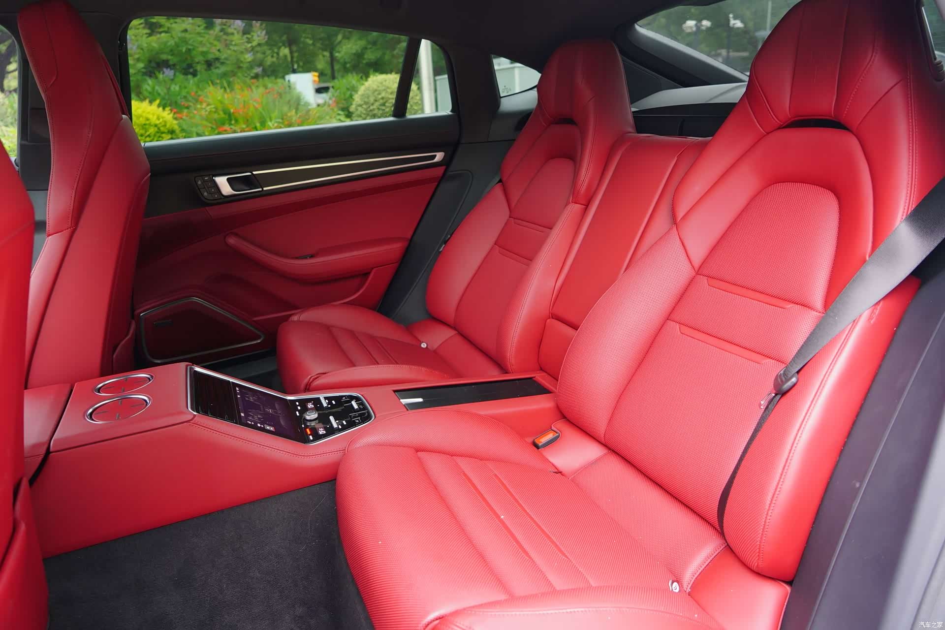Porsche Panamera, 2023 7