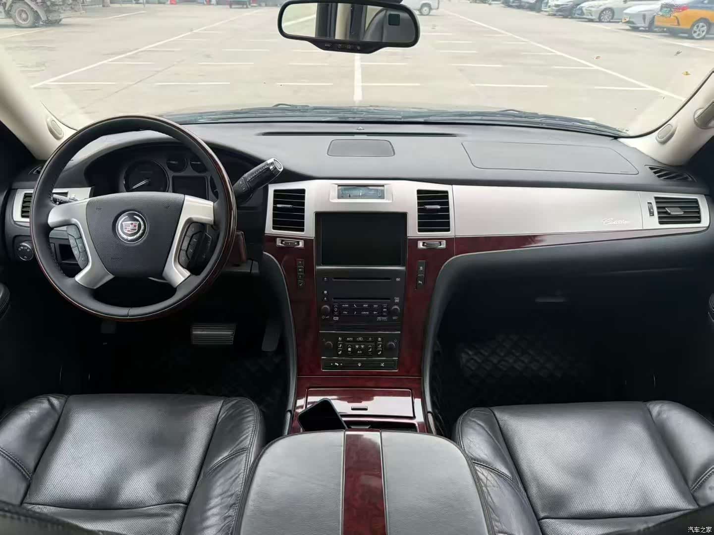 Cadillac Escalade, 2011 9