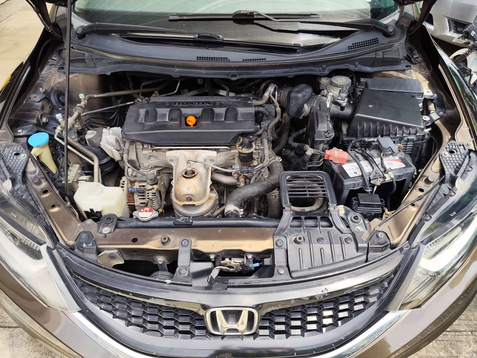 Honda Jade, 2016 8