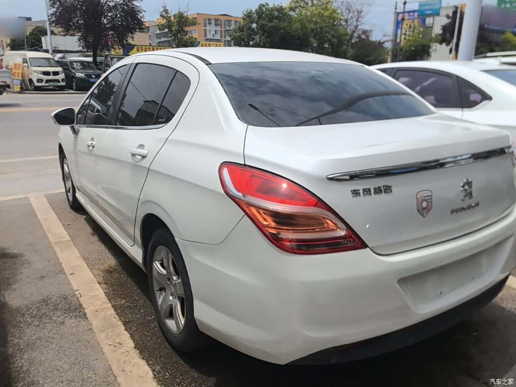 Peugeot 308, 2014 все фото