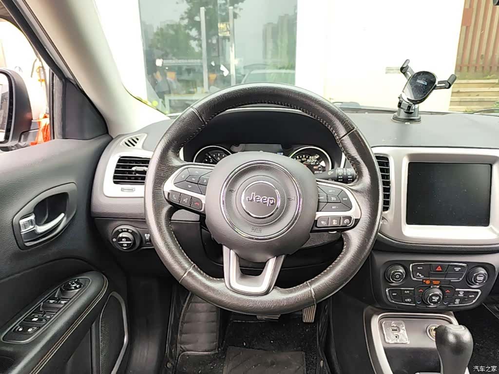 Jeep Compass, 2018 11