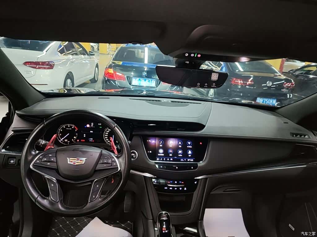 Cadillac XT5, 2020 10