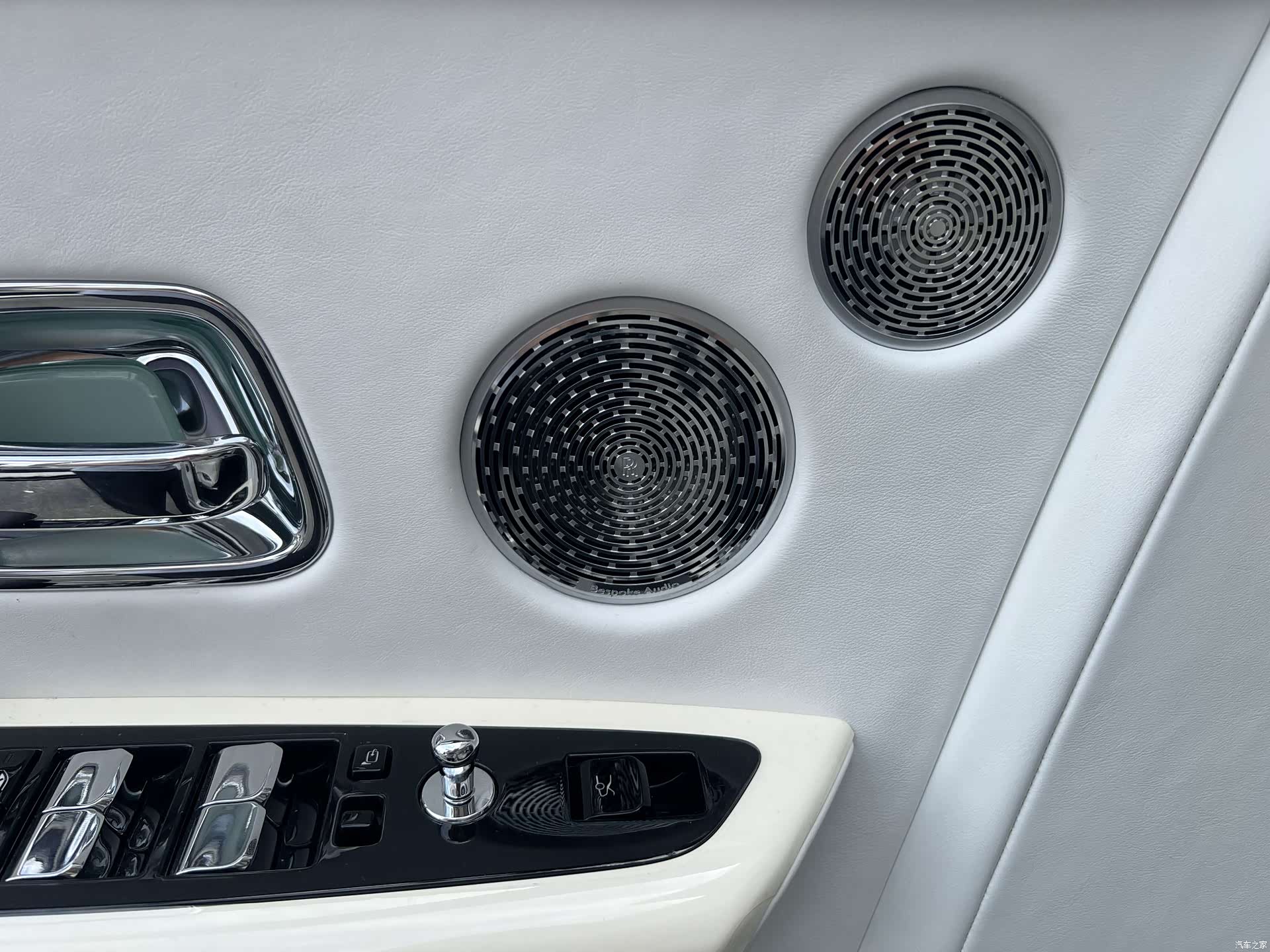 Rolls-Royce Phantom, 2019 10
