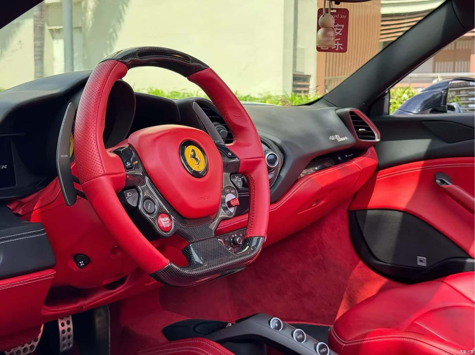 Ferrari 488, 2018 8