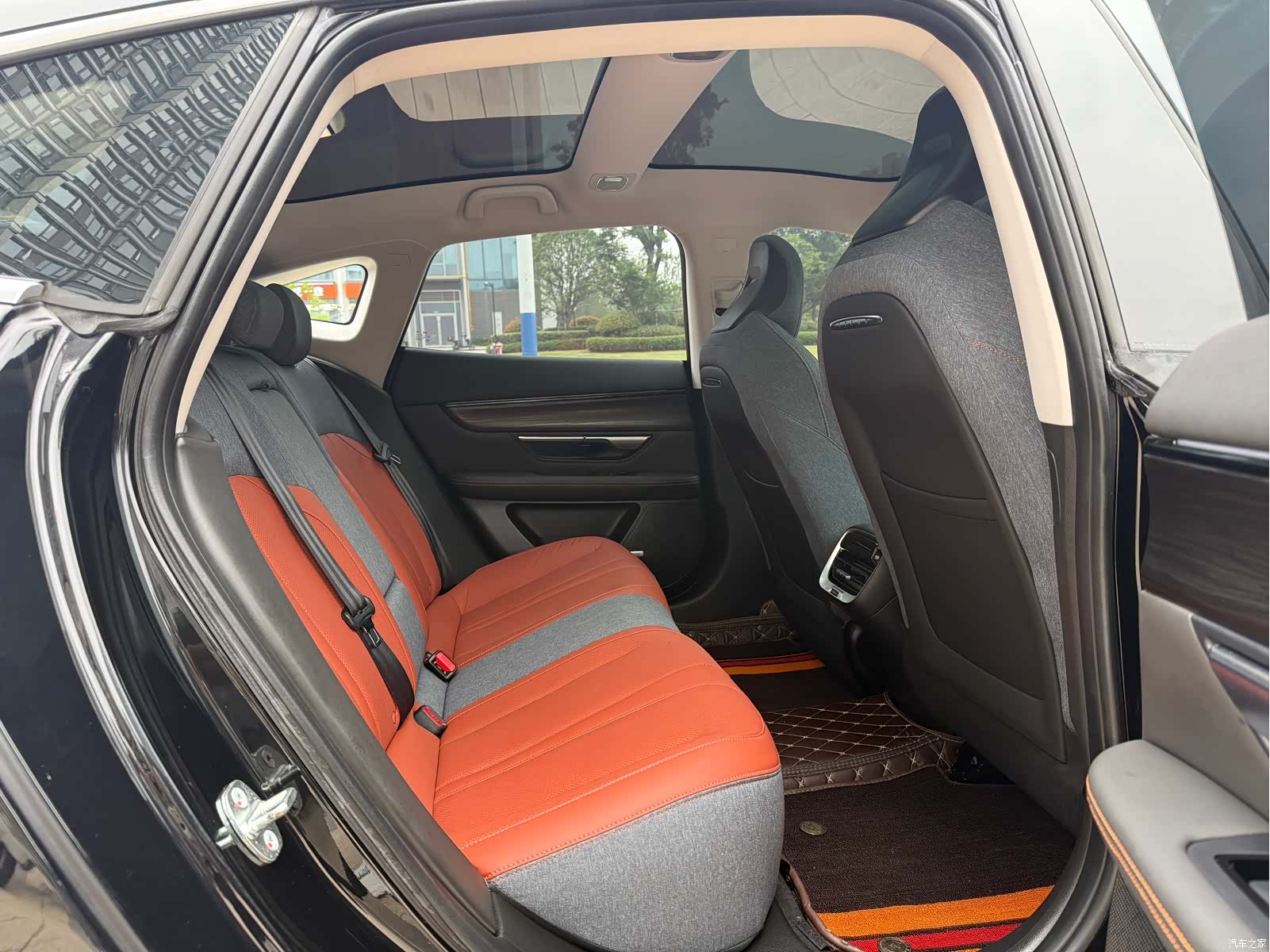 Xpeng P7, 2022 8