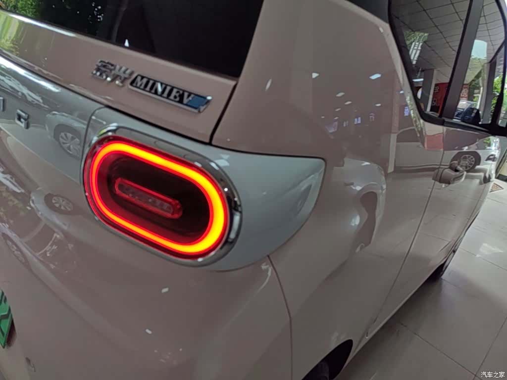 Wuling MINIEV, 2024 8