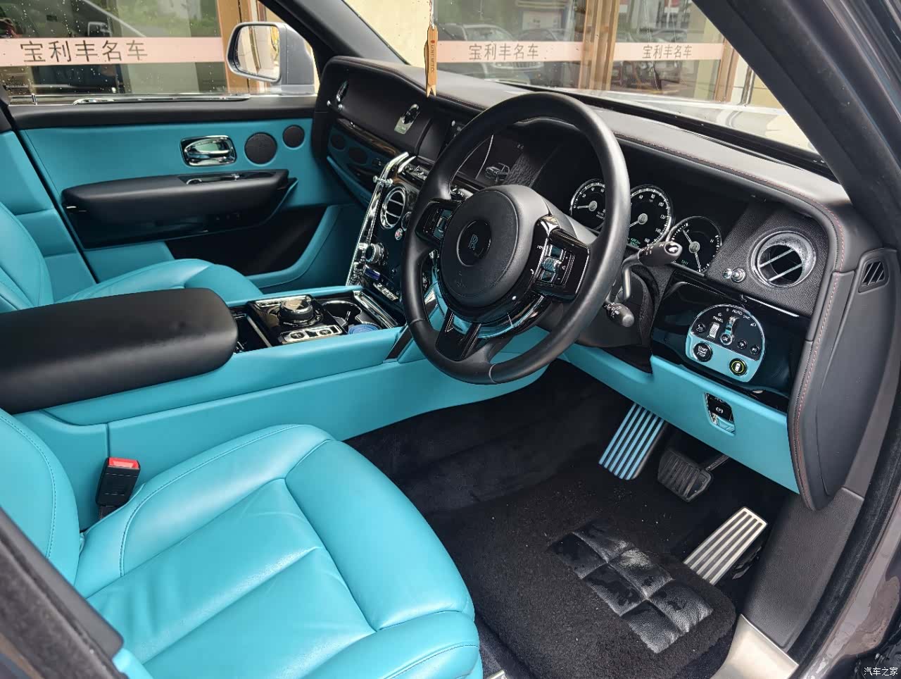 Rolls-Royce Cullinan, 2021 все фото