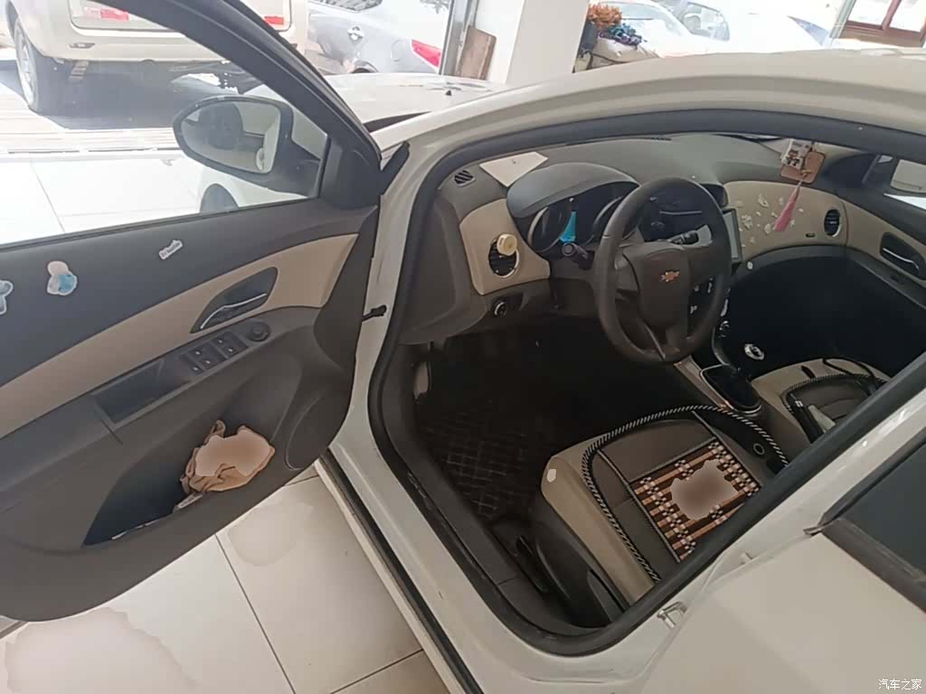 Chevrolet SE, 2016 16