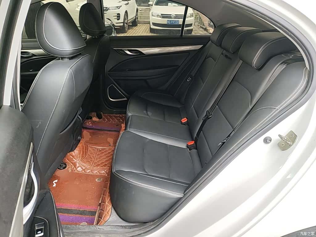 Geely Emgrand, 2019 17