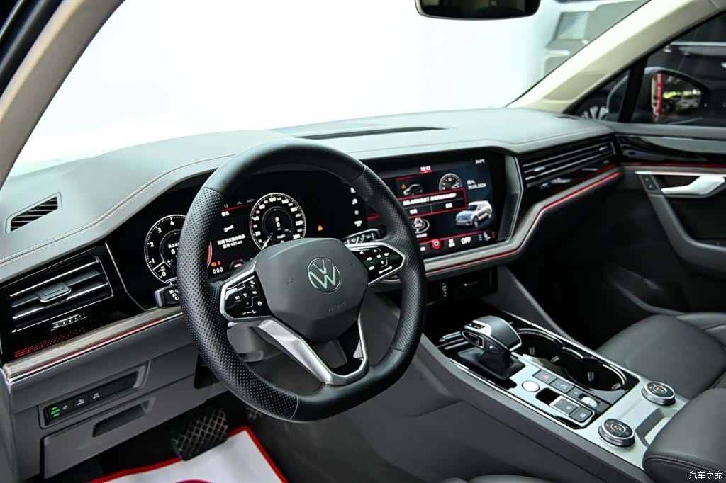 Volkswagen Touareg, 2023 15