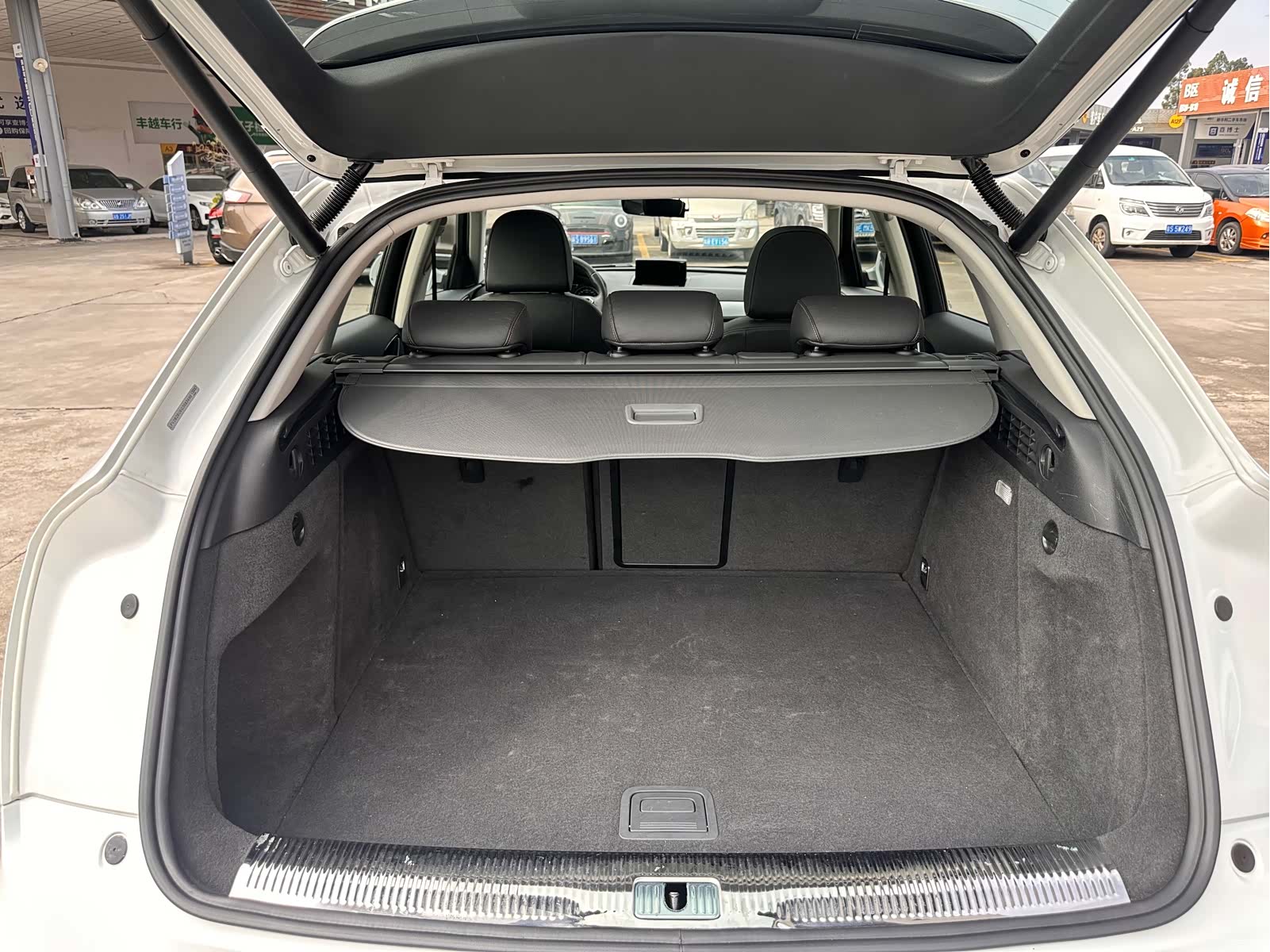 Audi Q3, 2017 12