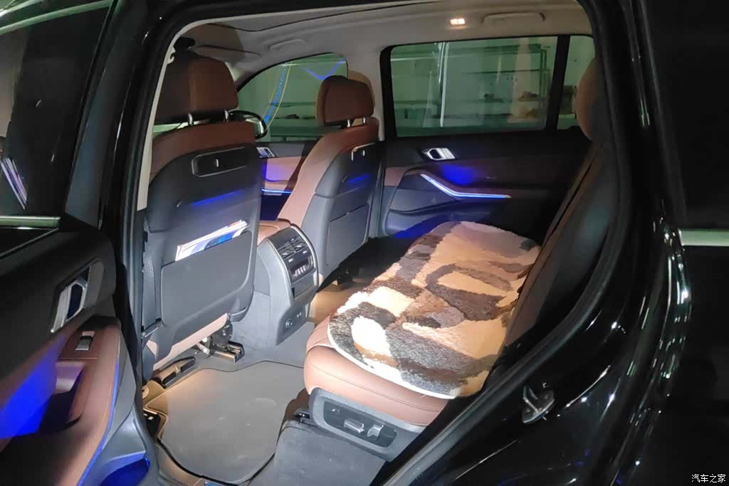 BMW X7, 2024 11