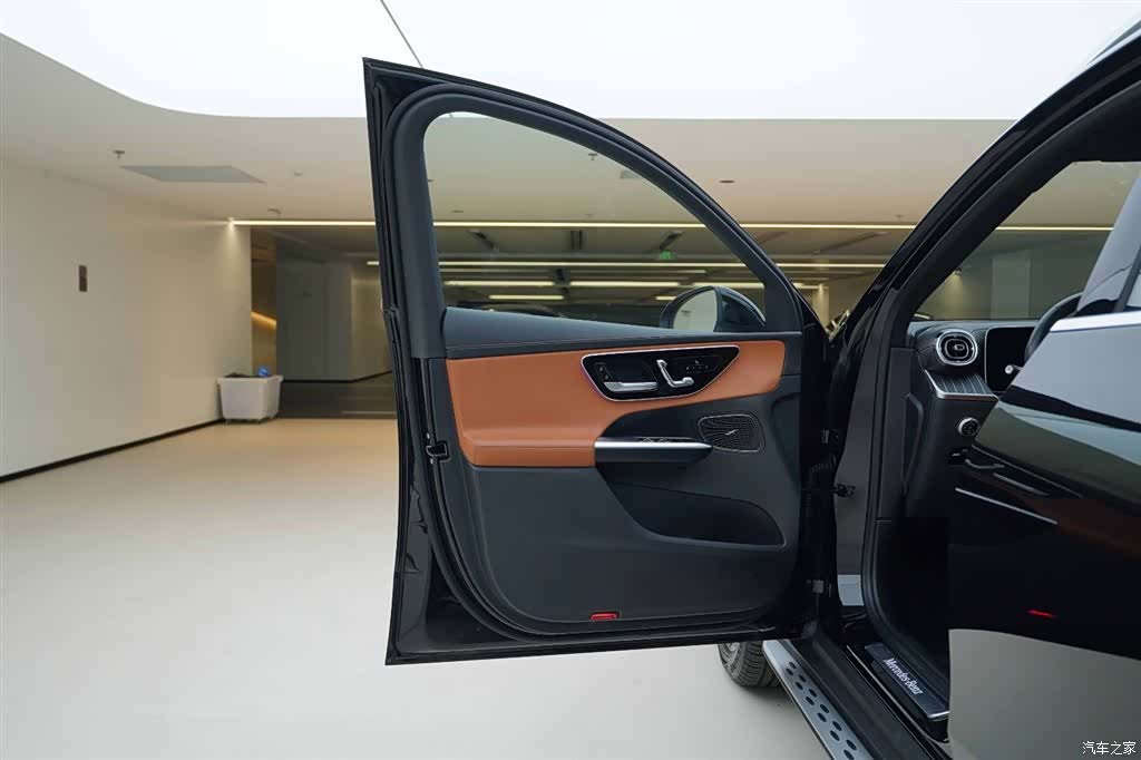 Mercedes-Benz GLC, 2024 16