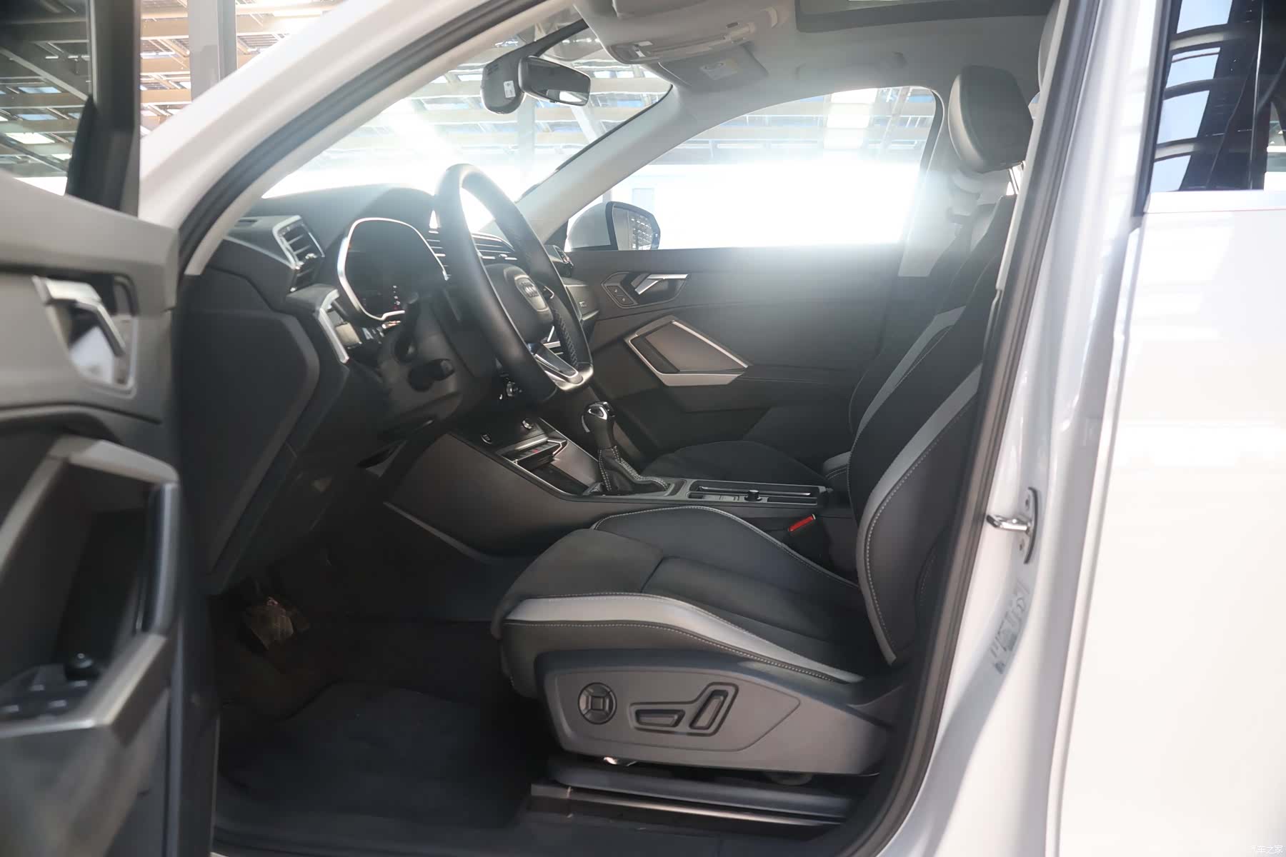 Audi Q3, 2023 9