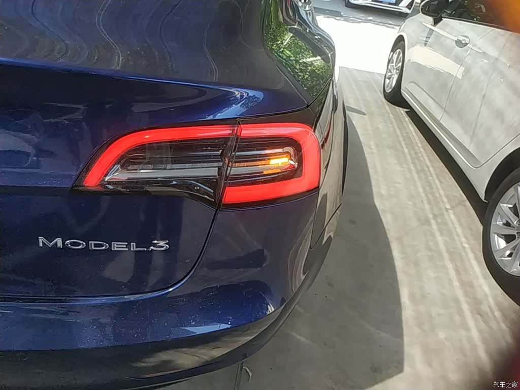 Tesla Model 3, 2020 8