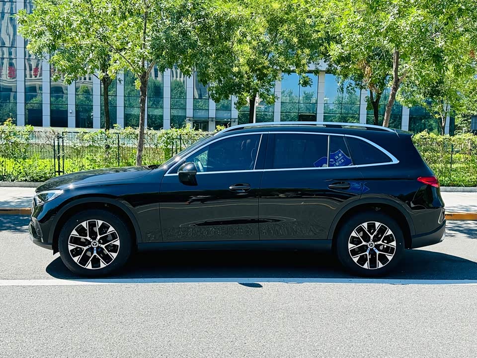 Mercedes-Benz GLC Mercedes-Benz GLC