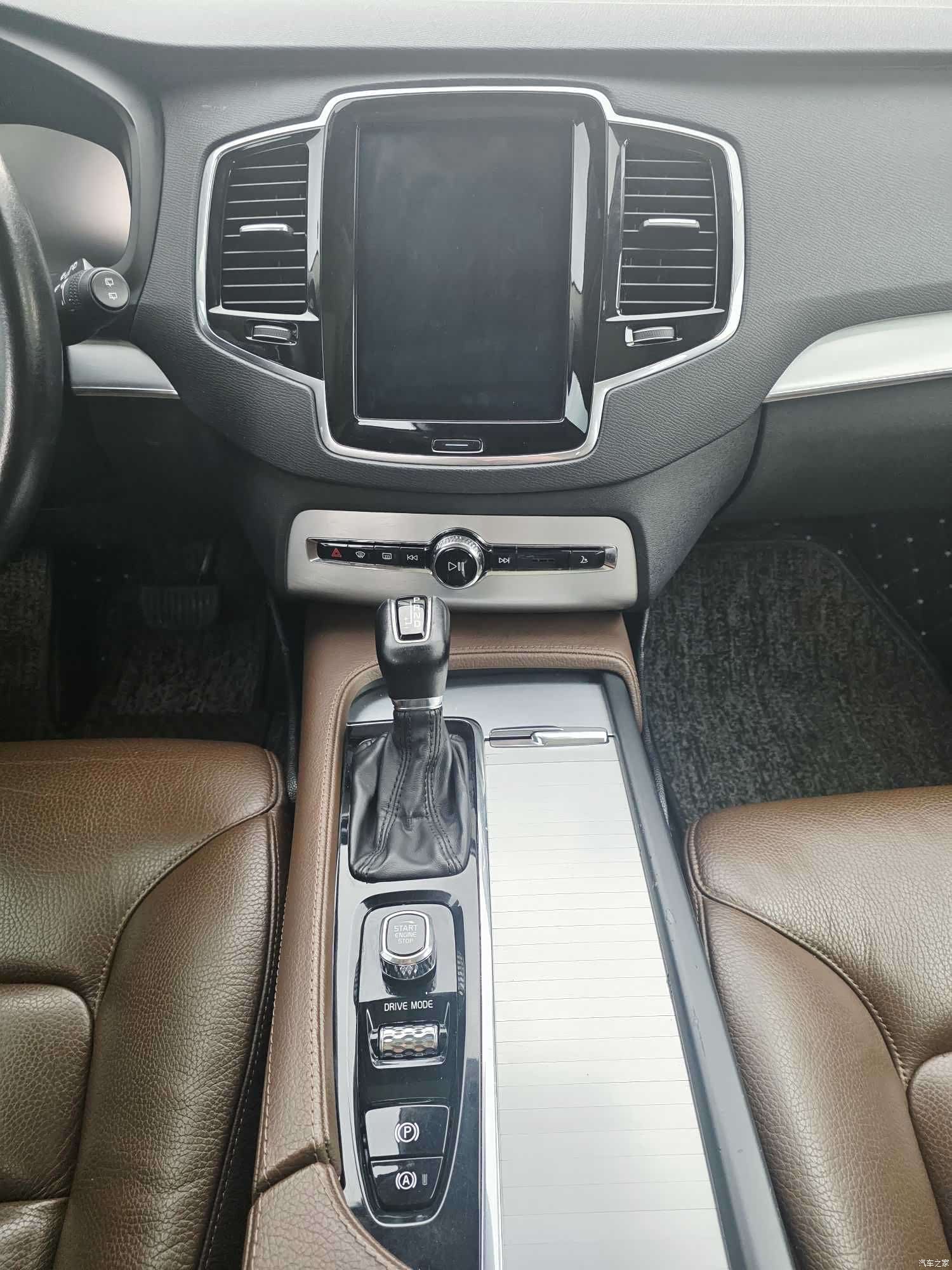 Volvo XC90, 2018 17