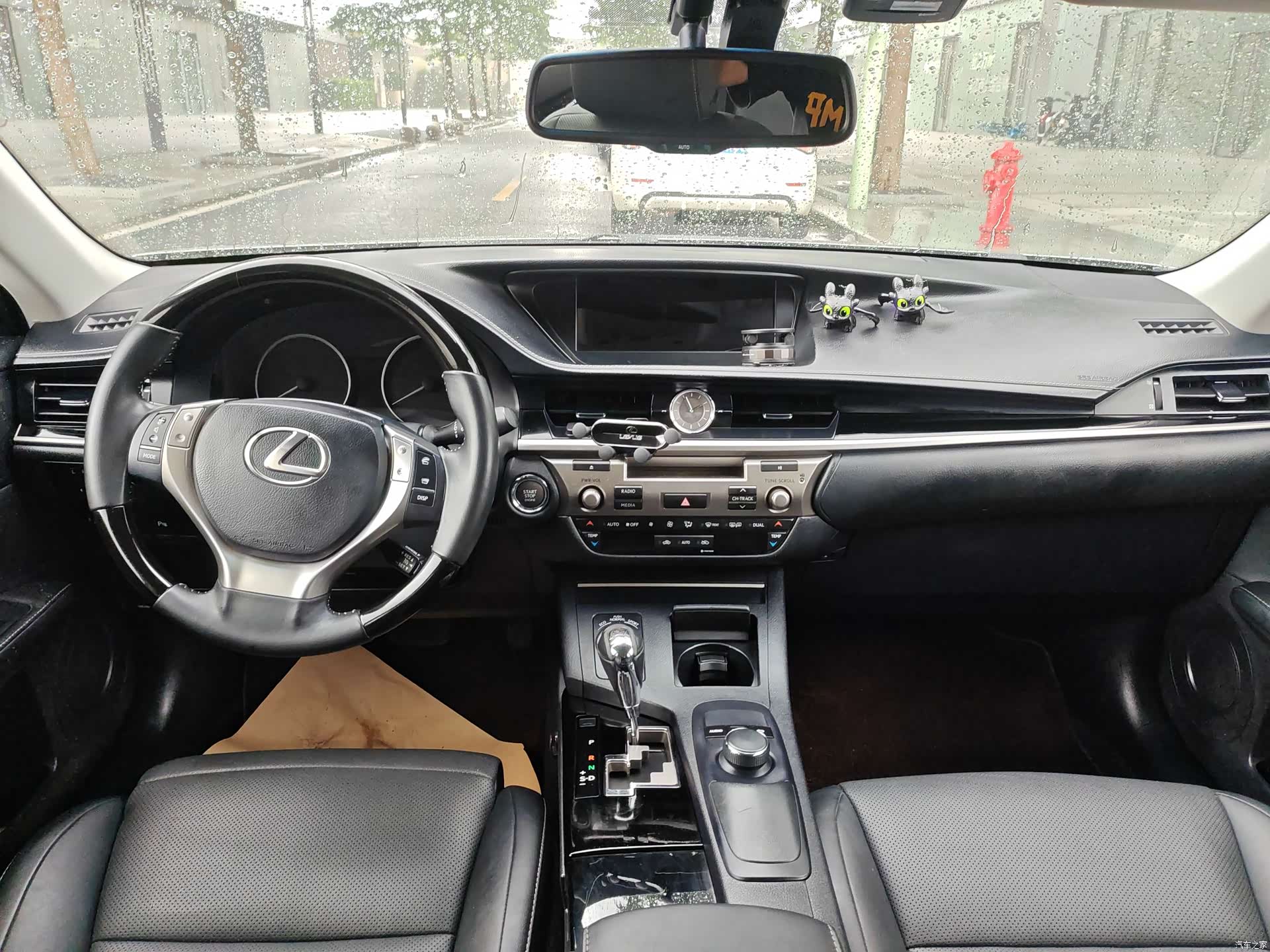 Lexus ES, 2014 все фото