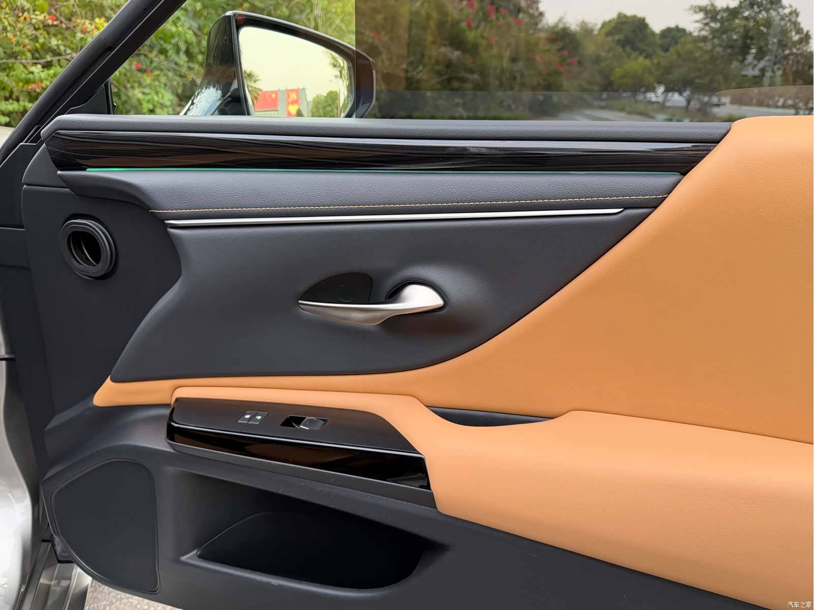 Lexus ES, 2022 10