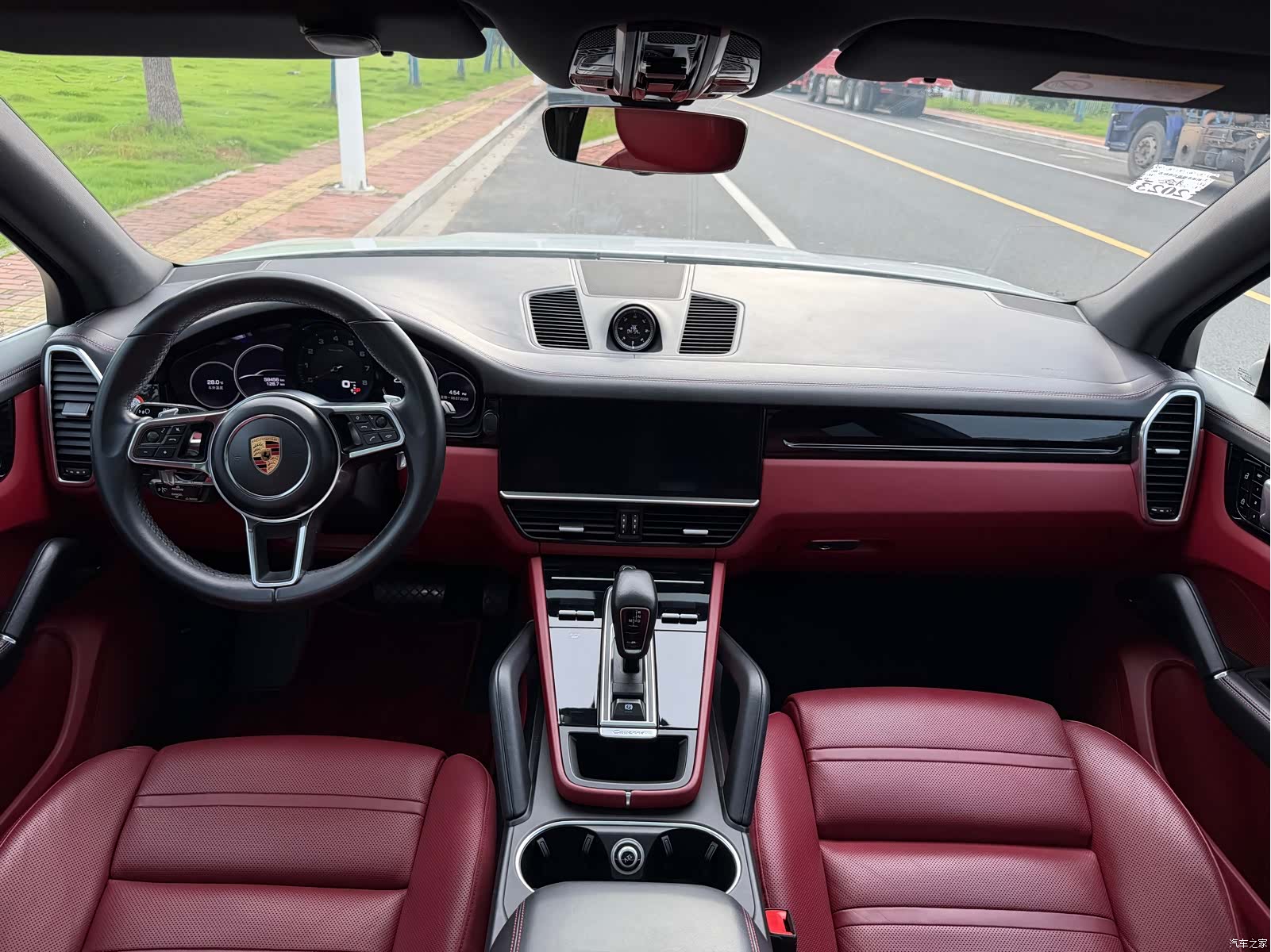 Porsche Cayenne, 2019 12
