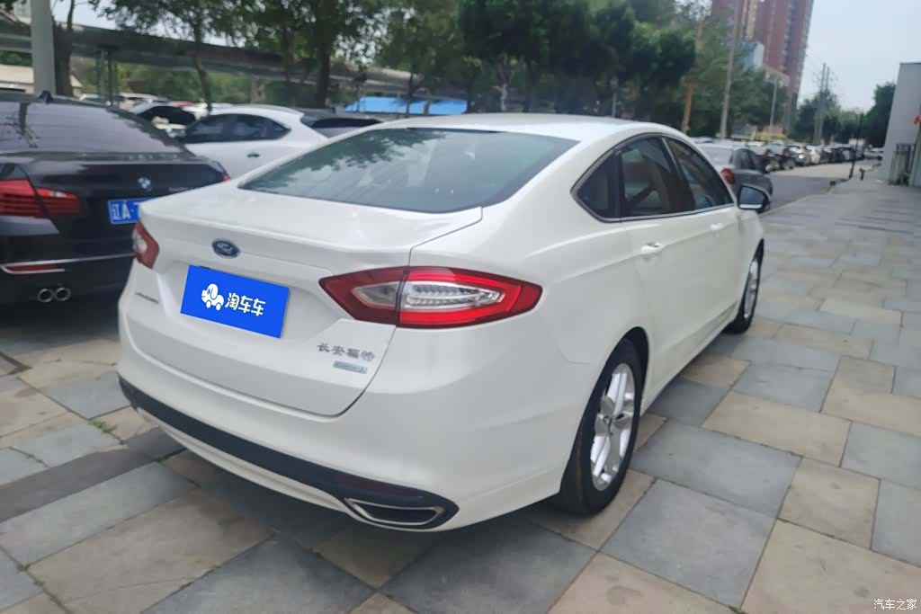 Ford Mondeo, 2016 3