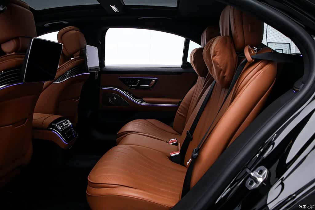 Mercedes-Benz S-Class, 2024 15