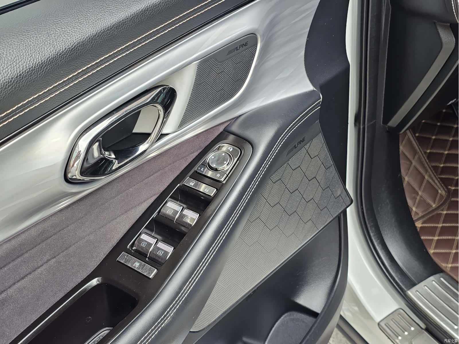 Trumpchi GS8, 2023 10