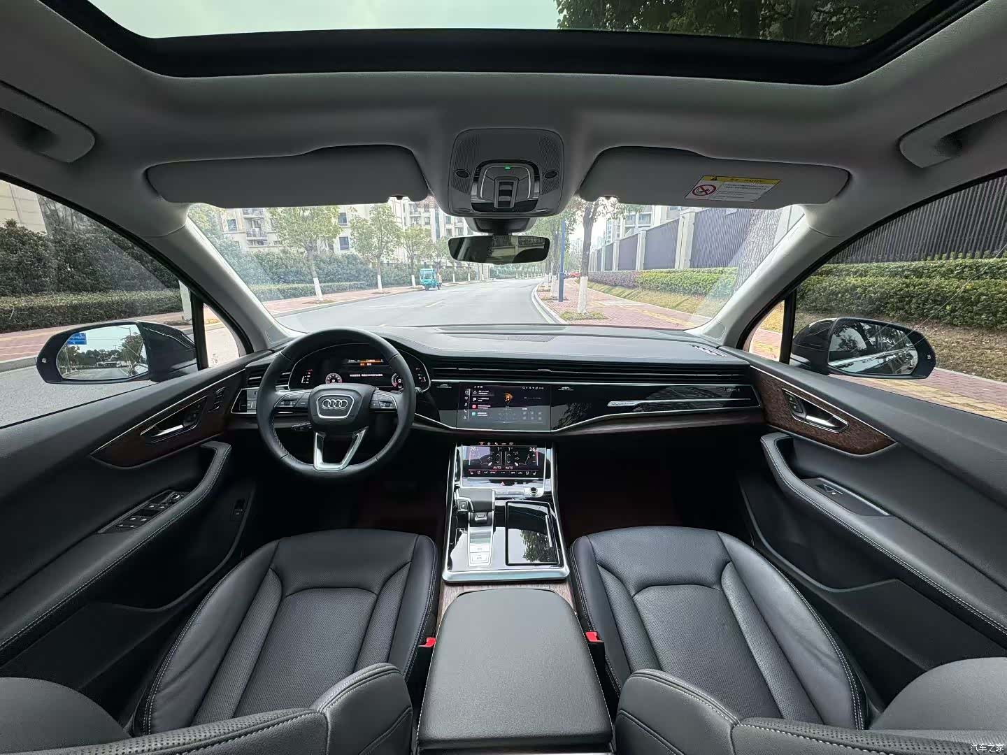 Audi Q7, 2024 11
