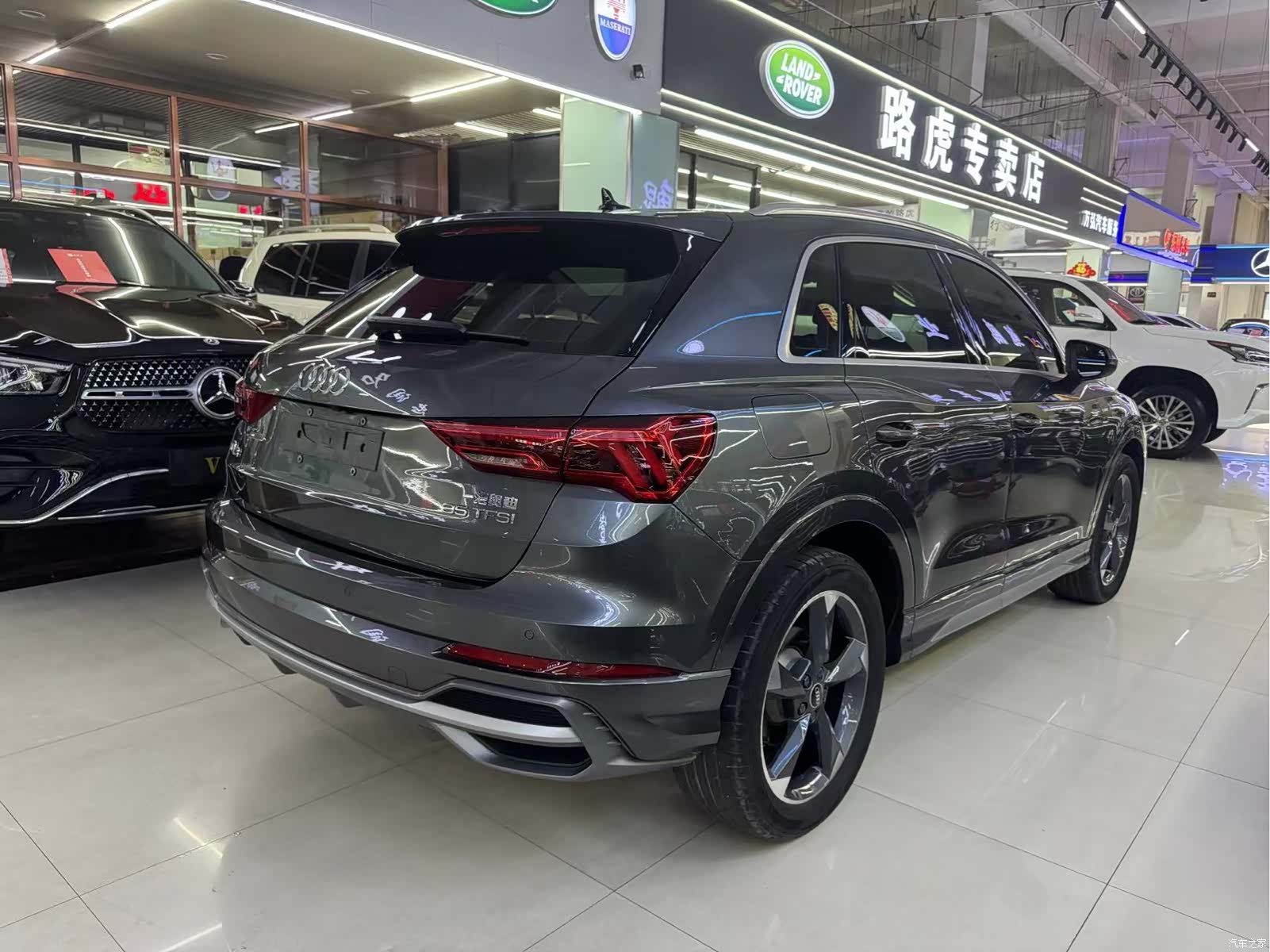 Audi Q3, 2022 все фото