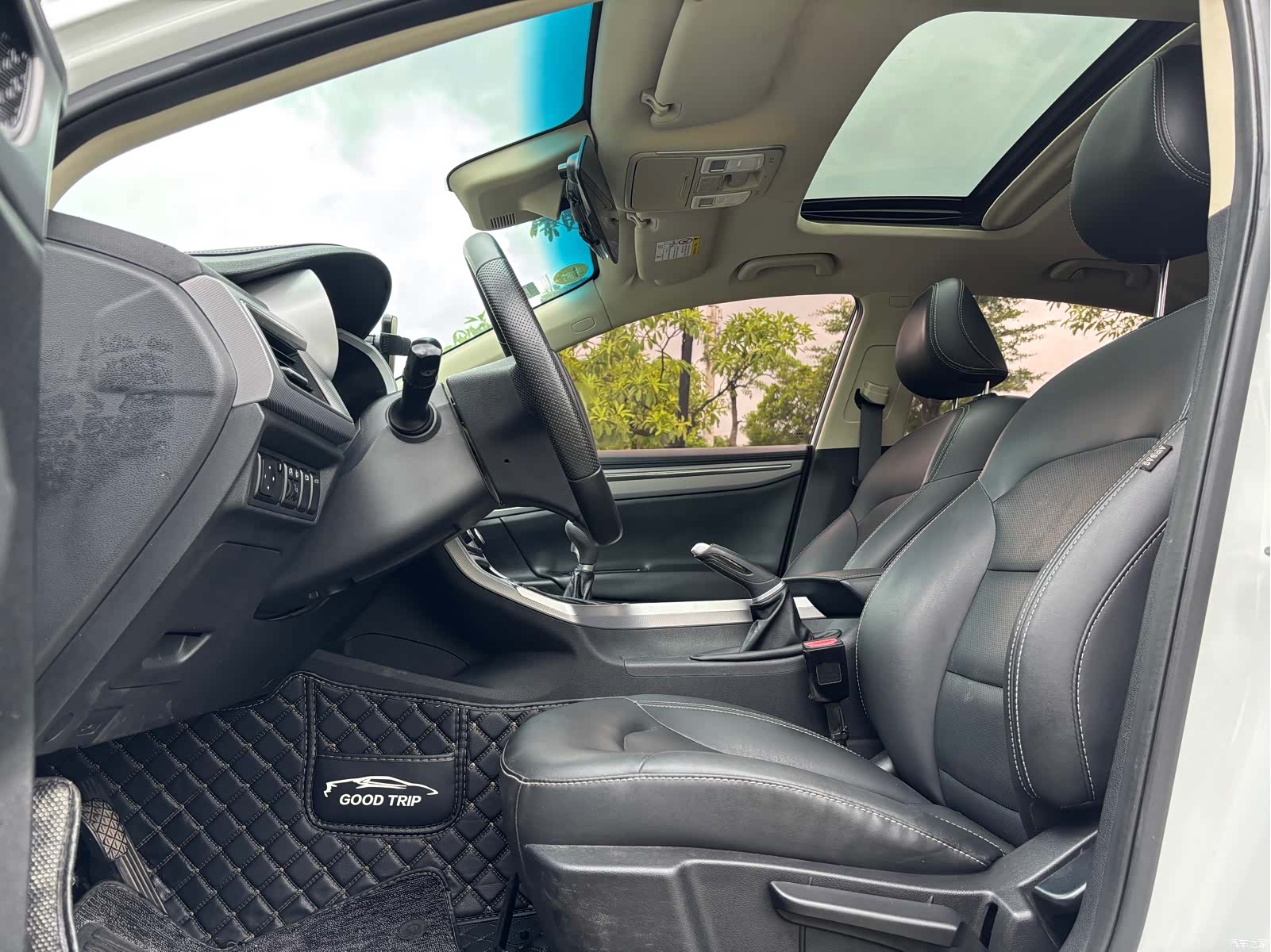 Geely Emgrand, 2019 11