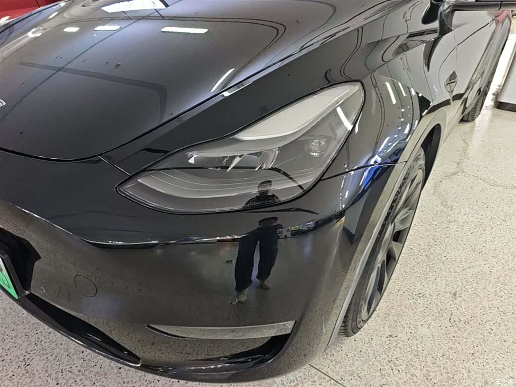 Tesla Model Y, 2021 24