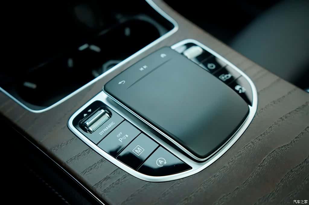 Mercedes-Benz GLC, 2019 12