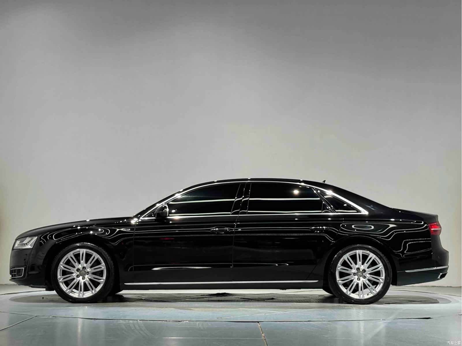 Audi A8L, 2016 19
