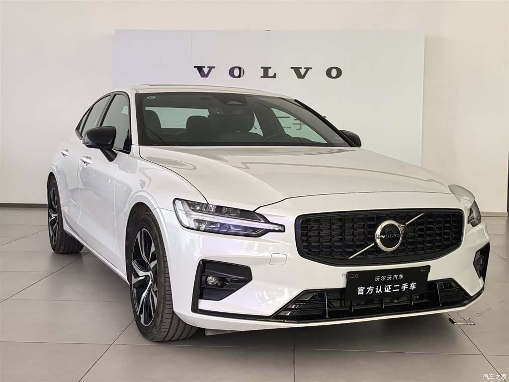 Volvo S60, 2024 3