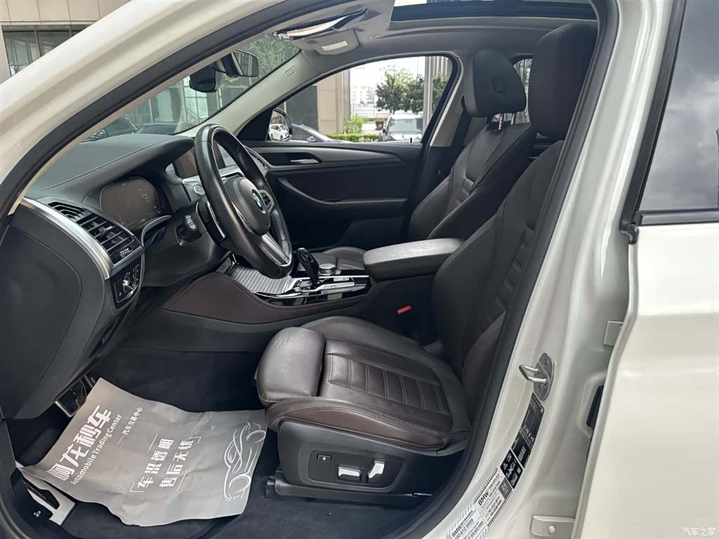 BMW X4, 2021 11