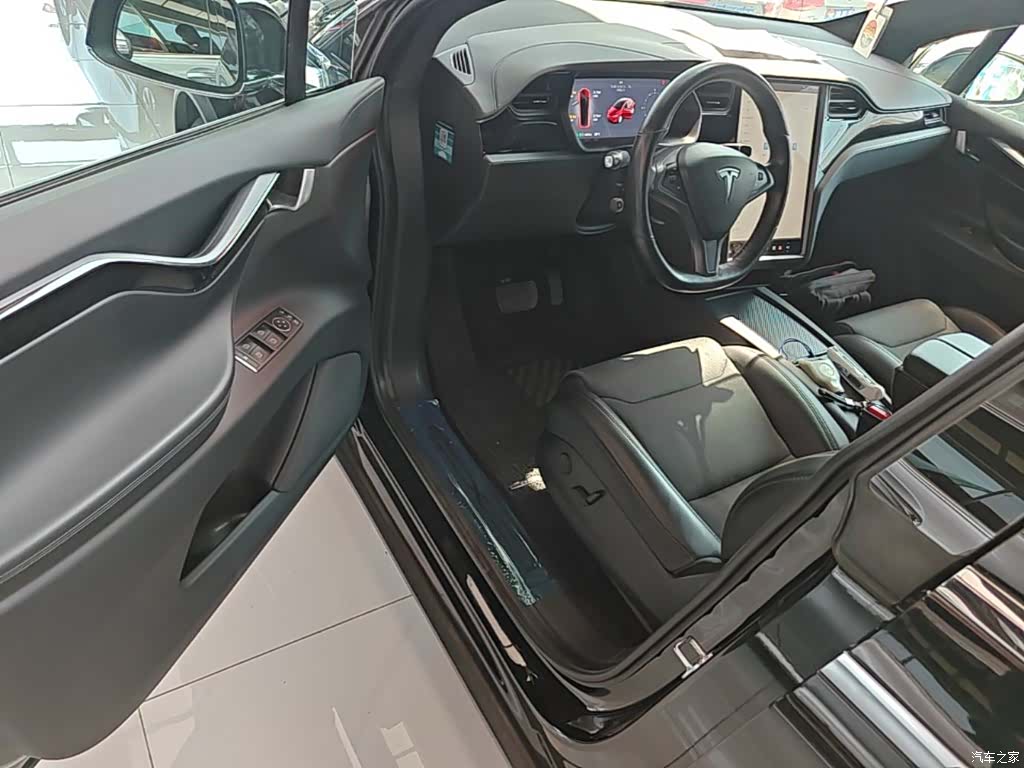 Tesla Model X, 2019 16