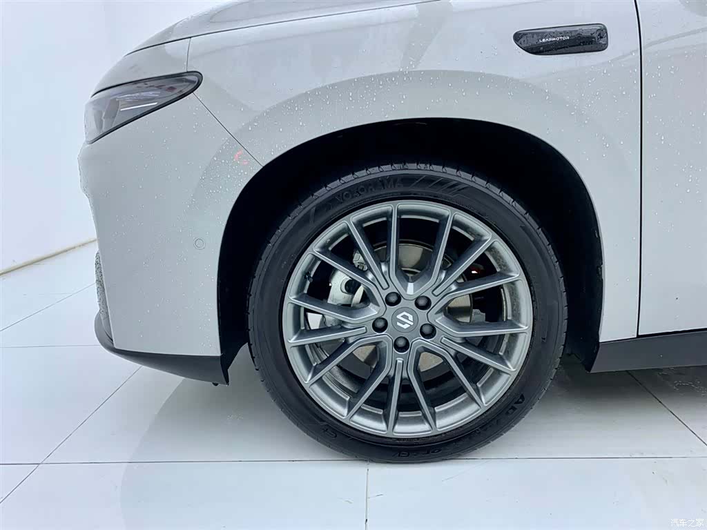 Leapmotor C10, 2025 9