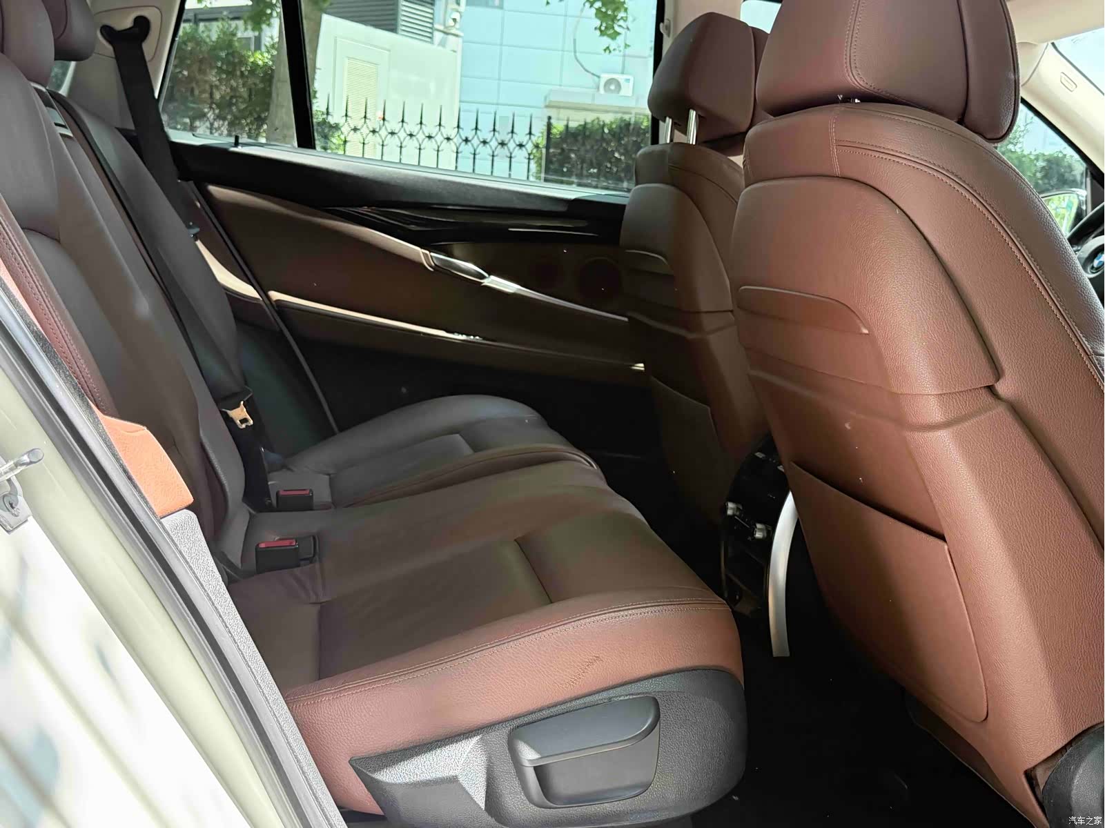 BMW 5 Series, 2014 11