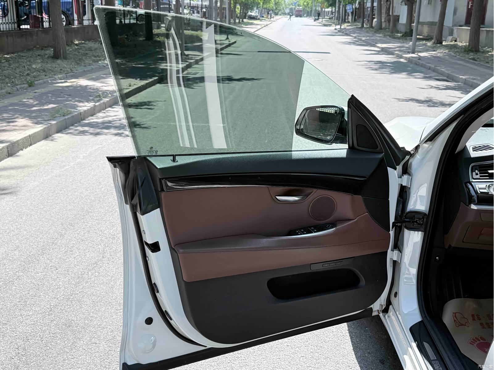 BMW 5 Series, 2014 13