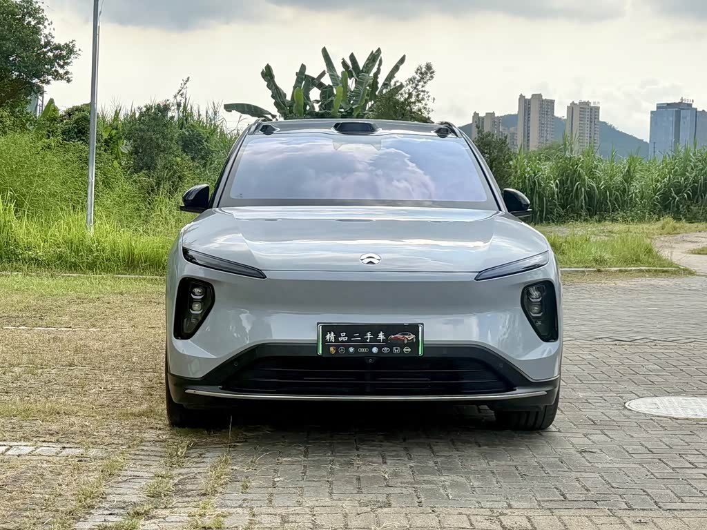 NIO ES6