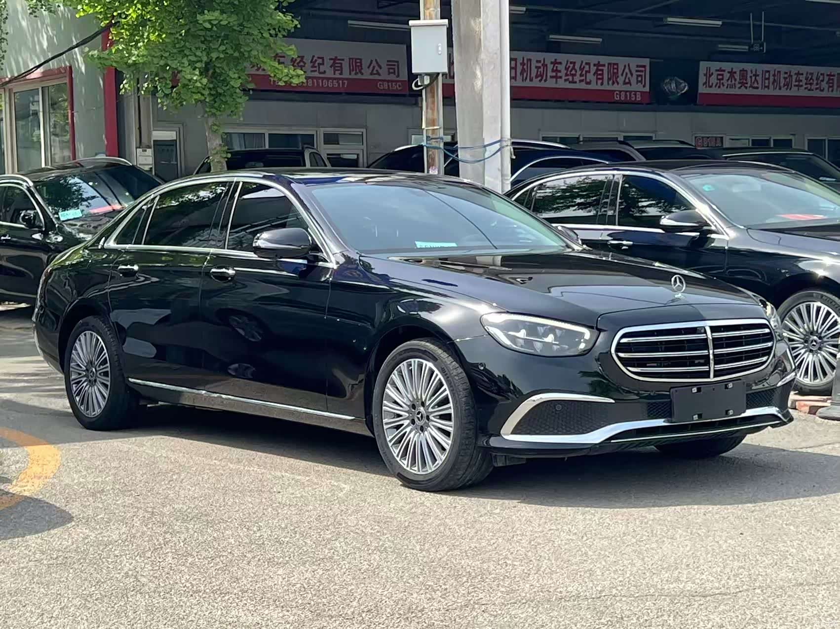 Mercedes-Benz E-Class, 2022 3