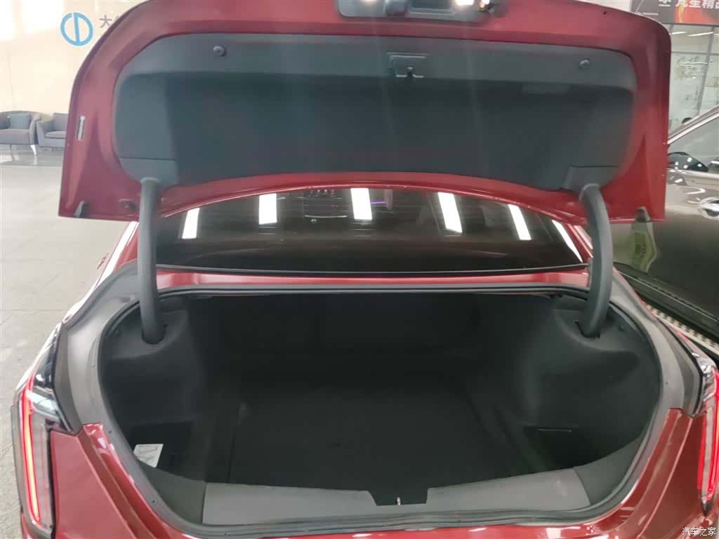 Cadillac CT4, 2021 9