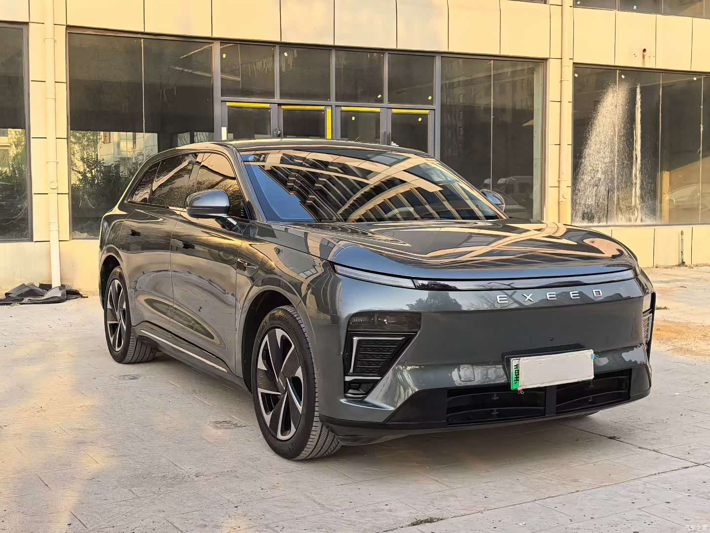 Exeed Yuan, 2024 3