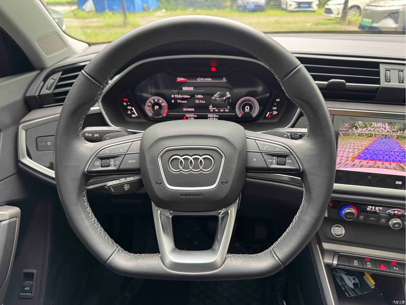 Audi Q3, 2023 16
