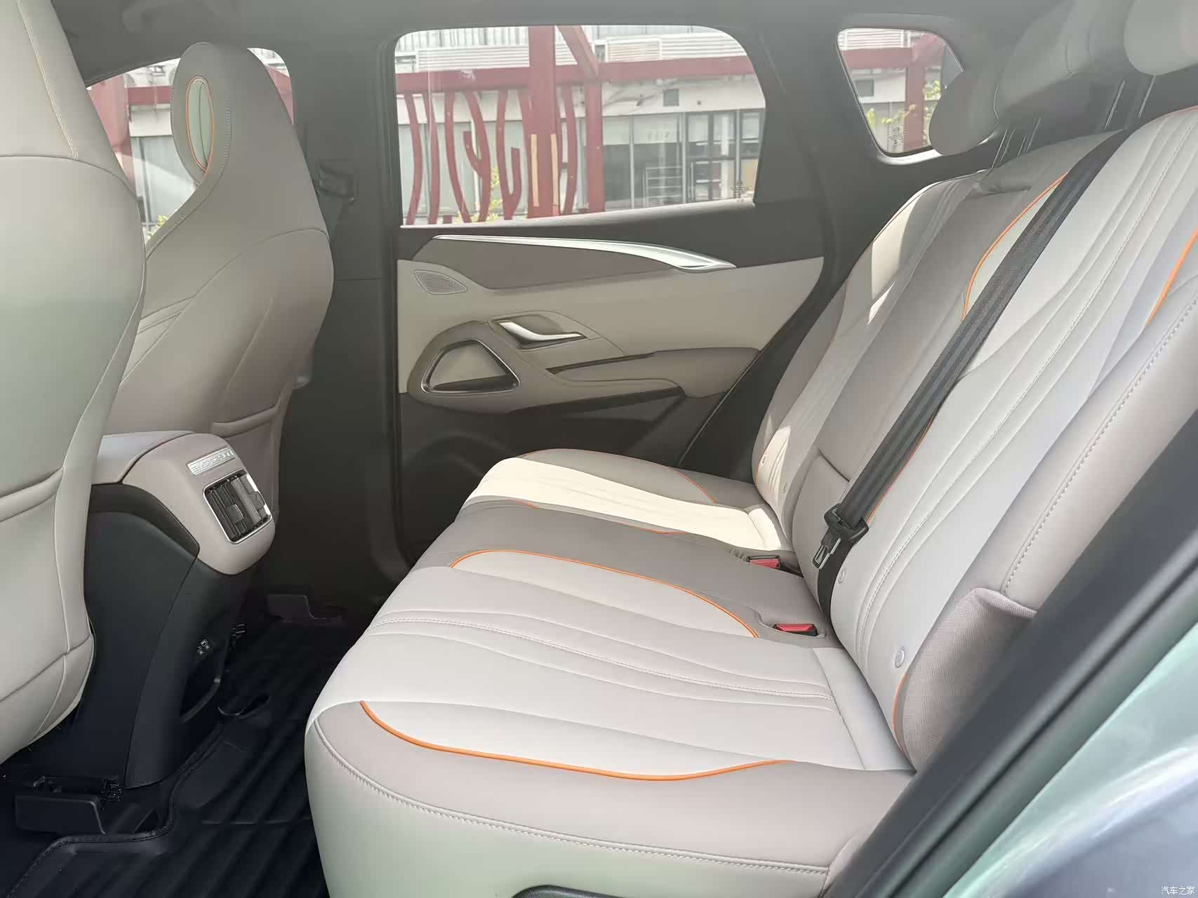 BYD Song, 2024 13