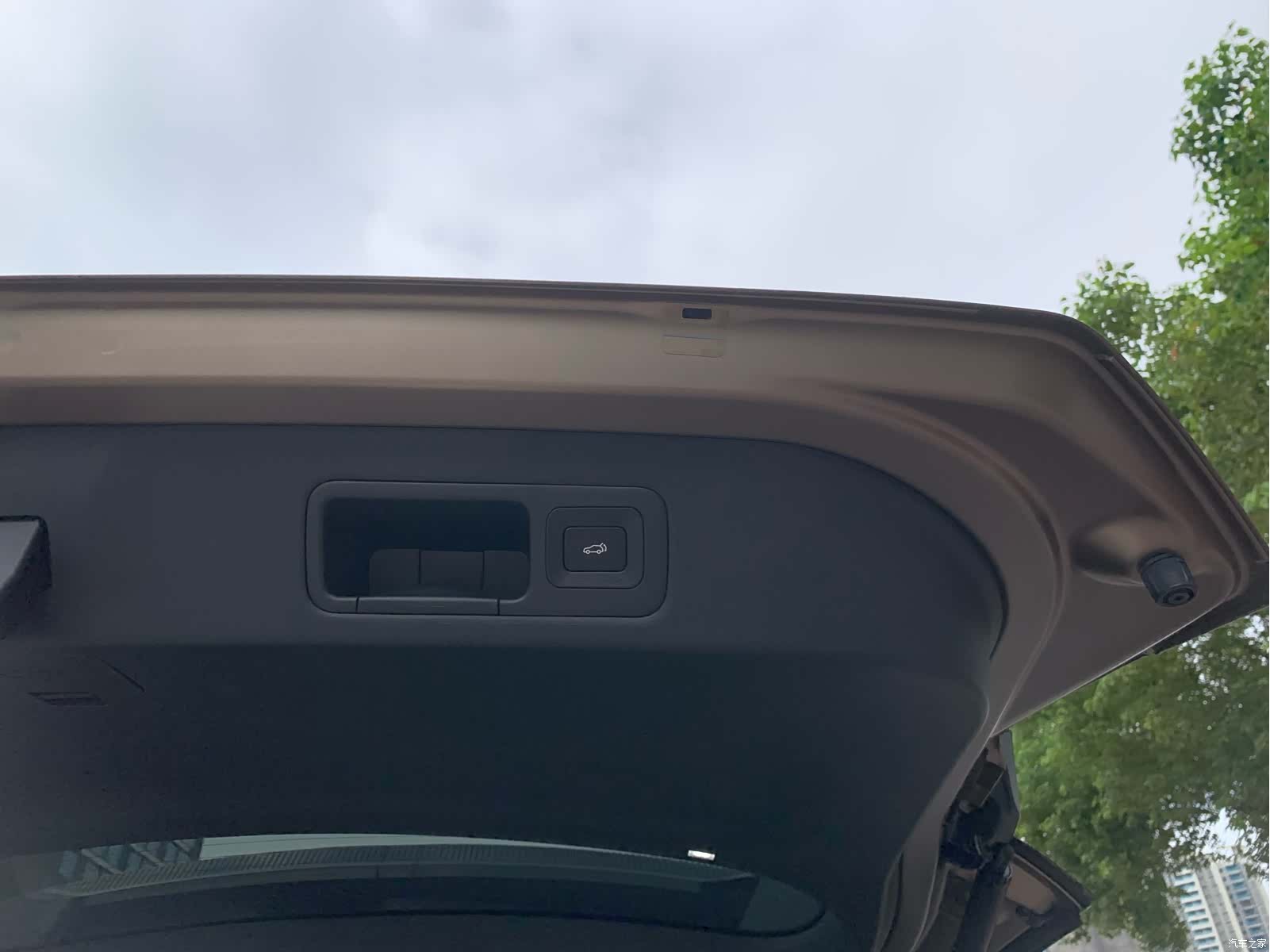 Trumpchi M8, 2023 8
