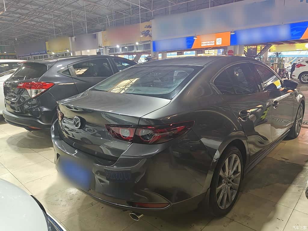 Mazda Mazda3, 2021 15
