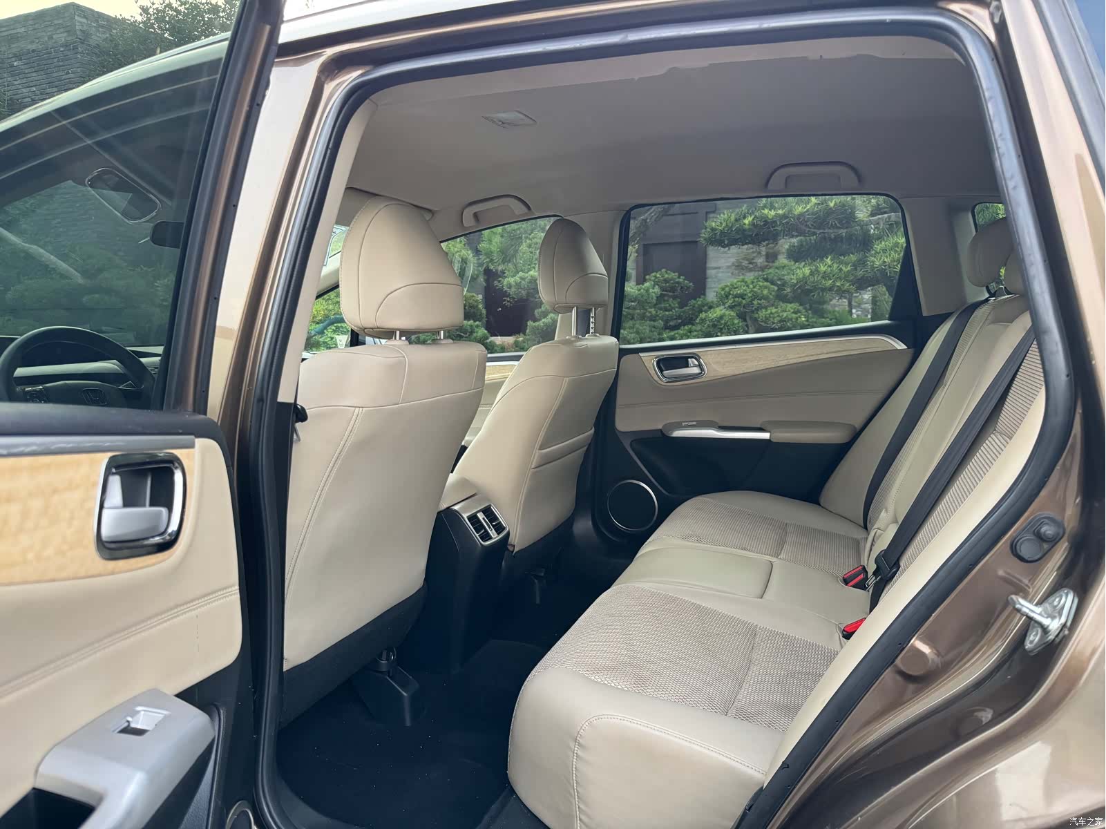 Honda Jade, 2015 6